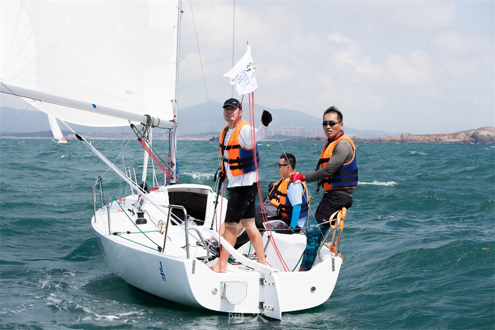The 1st international sailboat tournament in Pingtan reached a successful end