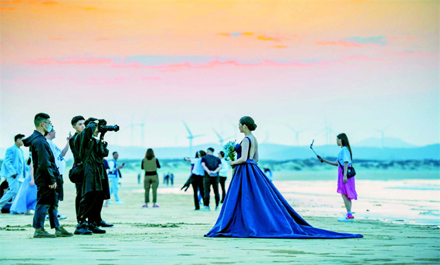 Pre-wedding travel photoshoots on the rise in Pingtan