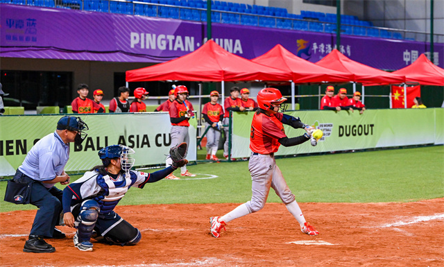Chinese team claims victory in opening match of 2023 U18 Asia Cup Women's Softball Championship