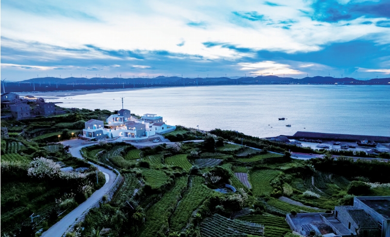 From city hustle to seaside escape: Moqiao offers island tranquility