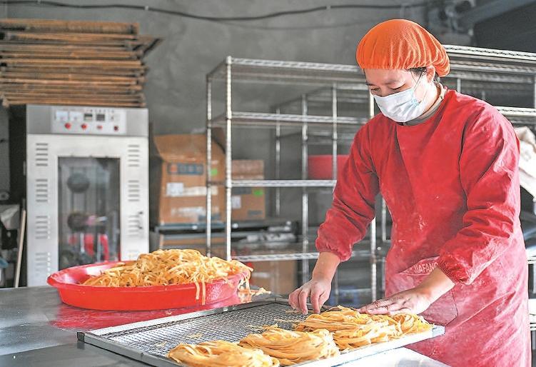Savoring heritage: Pingtan noodle artisan serves tradition and flavors