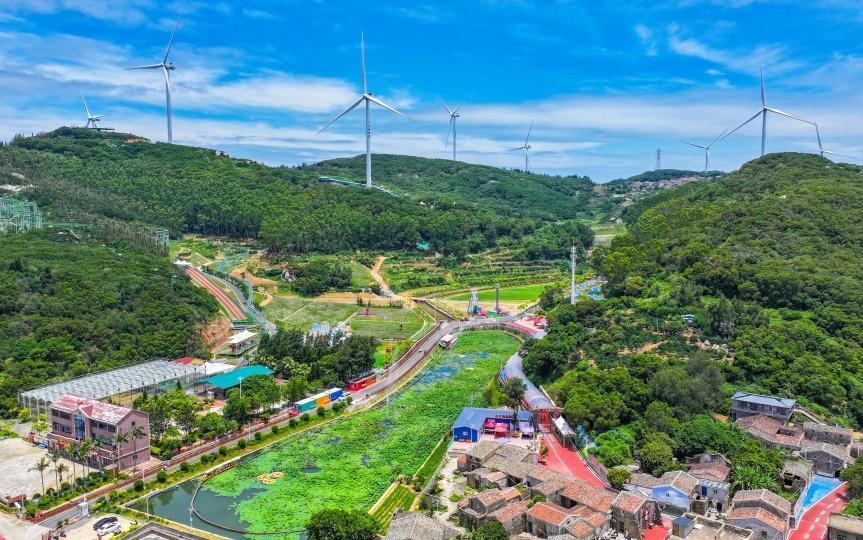 Pingtan's new family adventure park draws crowds with thrills and scenery