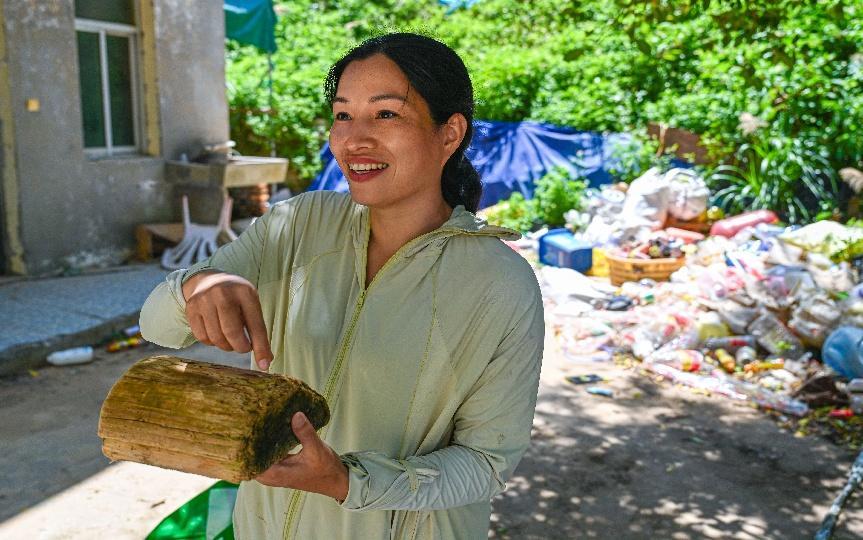 Environmental volunteer revitalizes green landscapes on hometown island